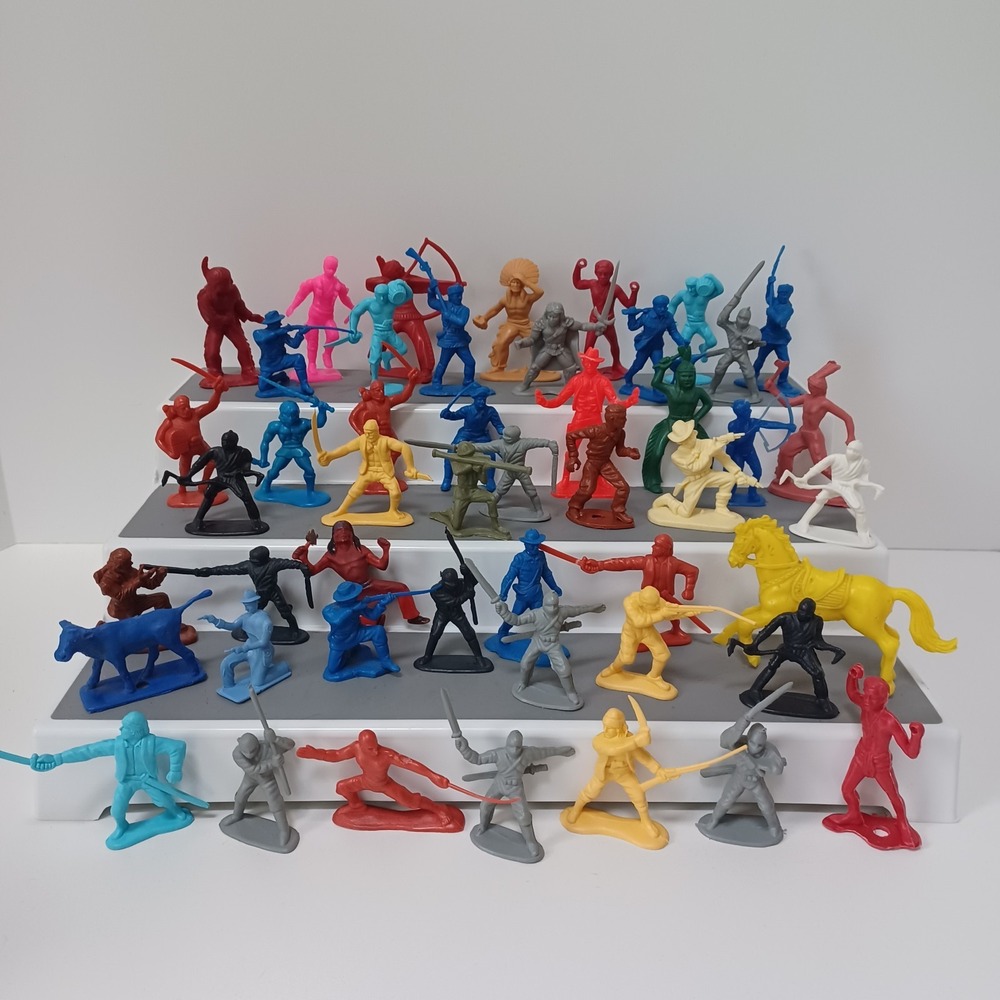 Cowboys Soldiers Mixed Vintage 1960s Plastic Figures 2" Toys Soldiers Set of‎ 48
